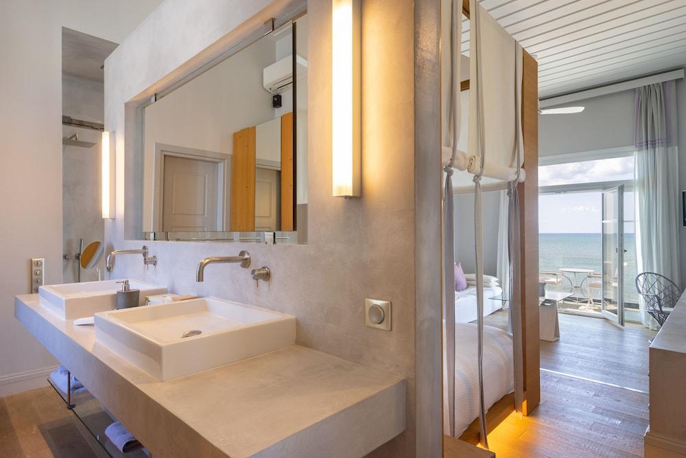 Dexamenes Seaside Hotel كوروتا المظهر الخارجي الصورة